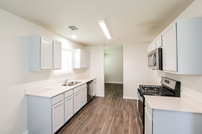 Building Photo - 13407 Ella View Lane