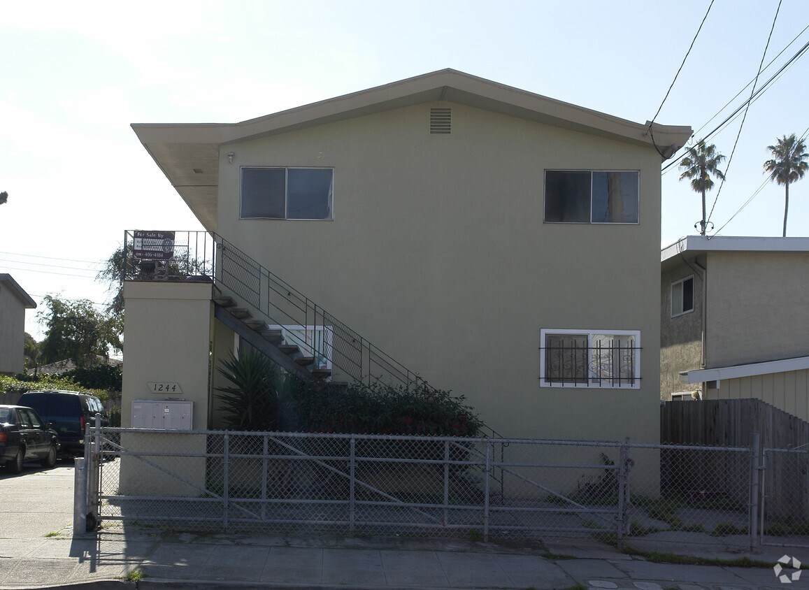 1244 Ashby Ave, Berkeley, CA 94702 Apartments 1244 Ashby Ave Berkeley