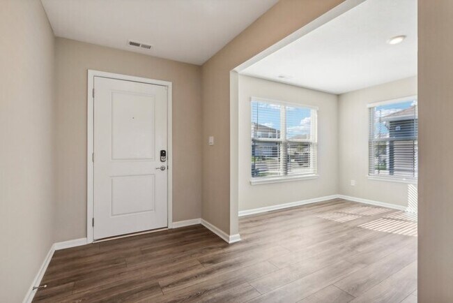Foto del edificio - Fantastic 5bd/3ba home! Coming soon!
