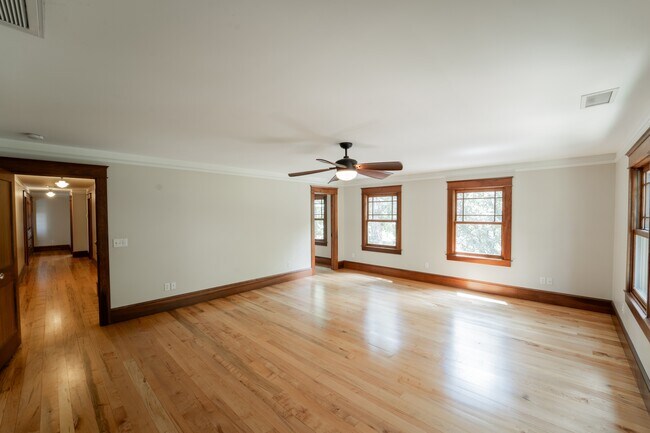 Building Photo - 67 Ledbetter Rd