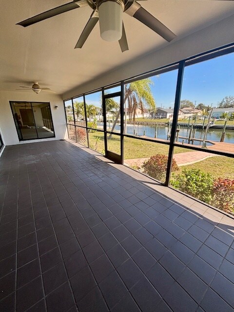Foto del edificio - 6321 Jamaica Cir E