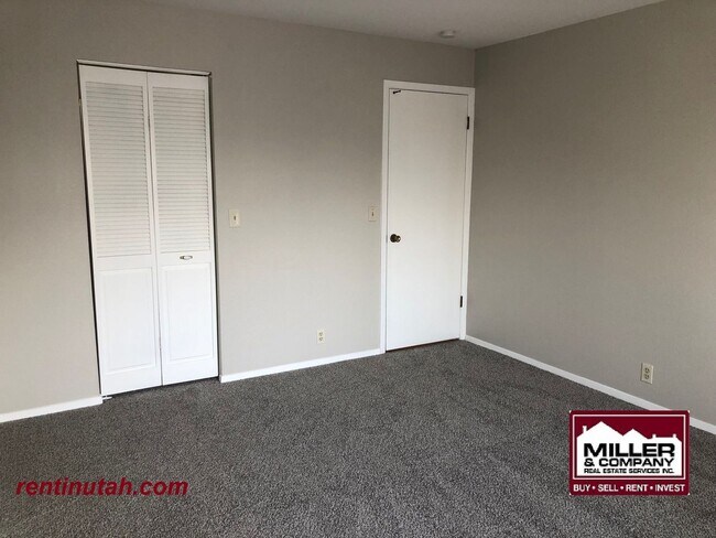 Foto del edificio - Cute Condo For Rent in Cottonwood Heights!