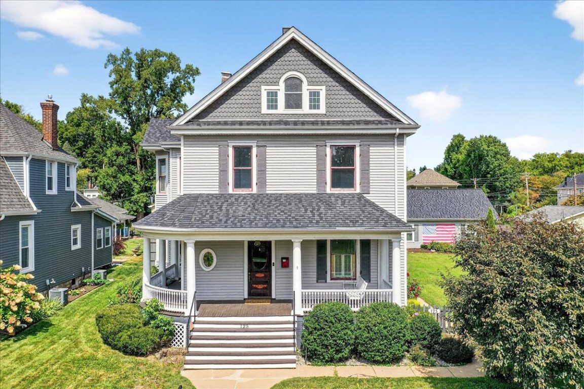 Primary Photo - 125 Houston St