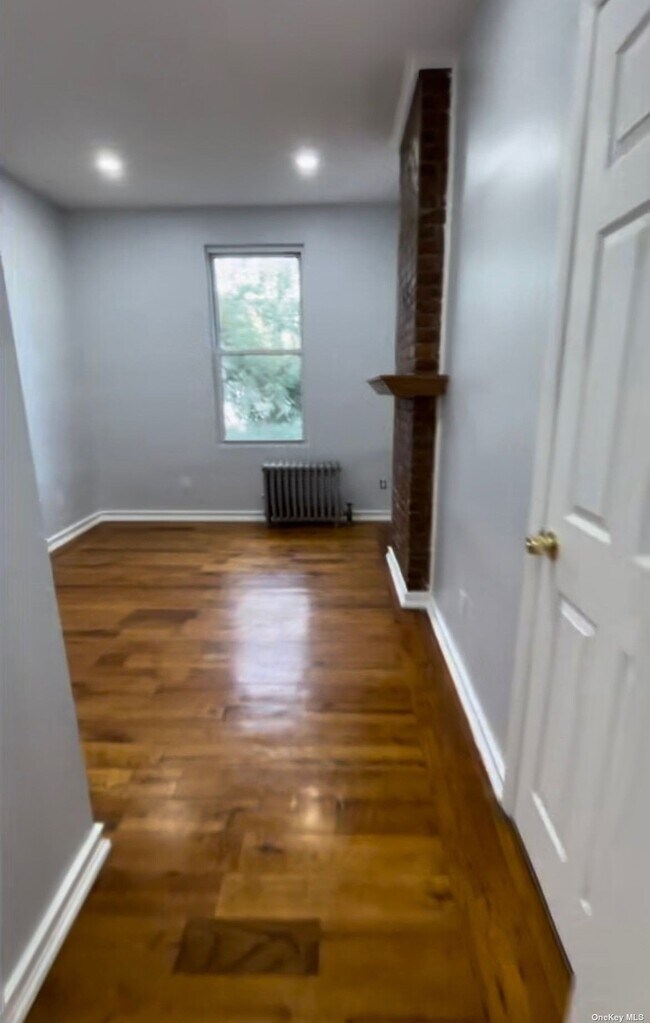 Foto del edificio - 311 Van Siclen Ave