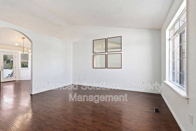 Building Photo - 11693 Clintwood Dr