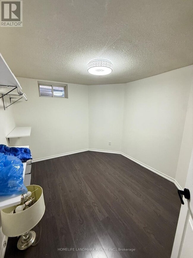 Photo du bâtiment - 5932 Hemingway Rd