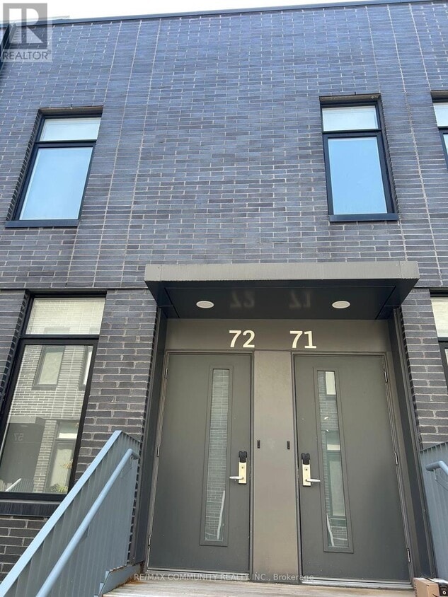 Primary Photo - 1760-1760 Simcoe St N
