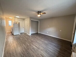 Building Photo - 2501 Yoakum Blvd