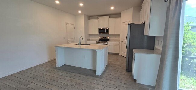 Foto del edificio - 3980 NE 34th Ave