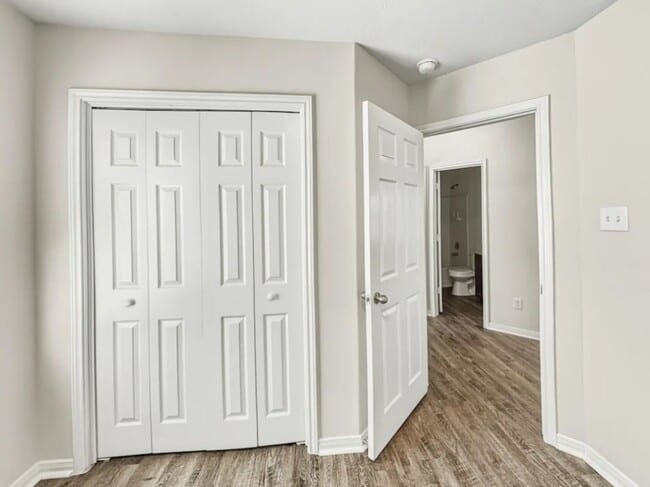Building Photo - 6107 El Granate Dr