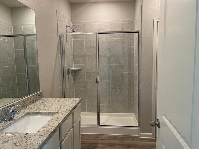 Foto del edificio - 2833 Shoreline Way