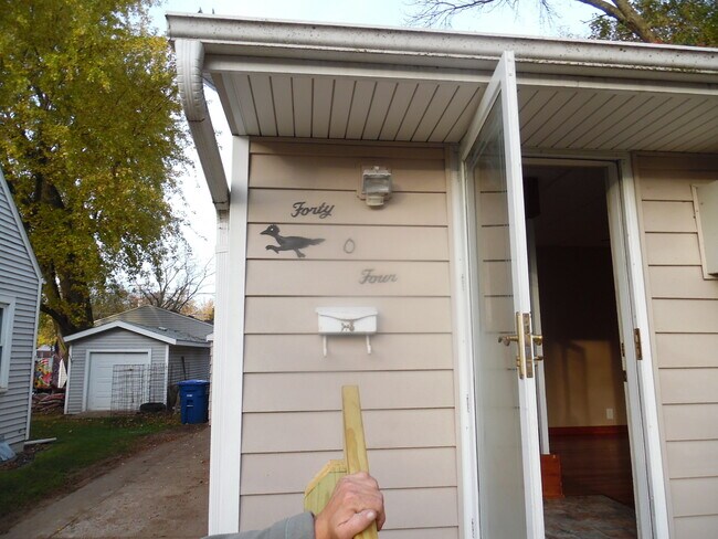 Foto del edificio - 4004 Cambridge St