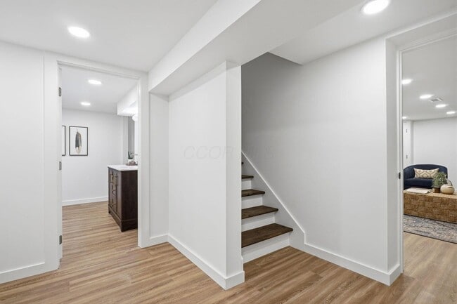Building Photo - 322 Arden Rd