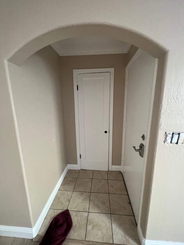 Foto principal - 3156 McKee Rd