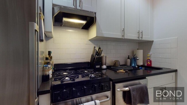Foto del edificio - 313 E 93rd St