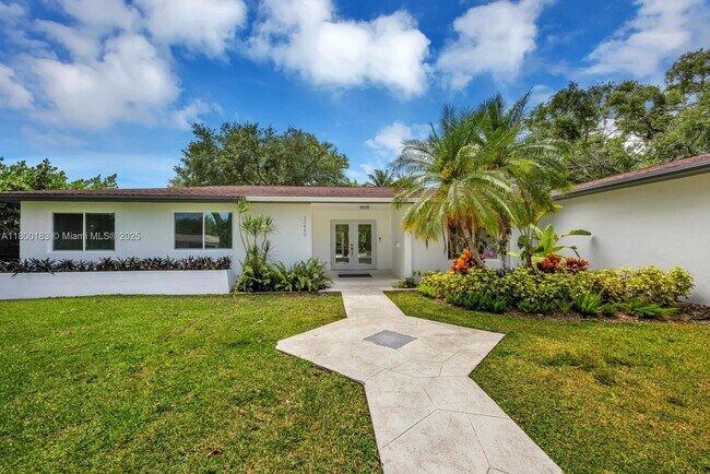 Building Photo - 13840 SW 74th Ave