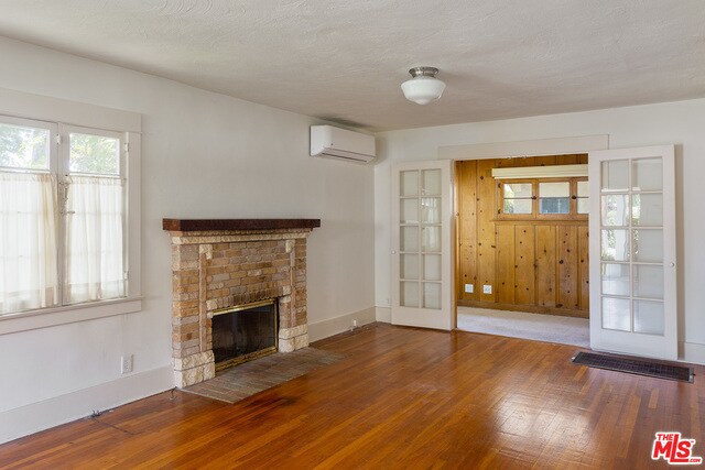 Building Photo - 759 N Edinburgh Ave