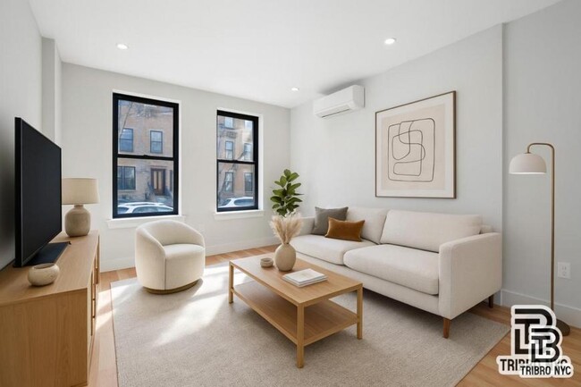 Foto del edificio - 3 bedroom in RIDGEWOOD NY 11385