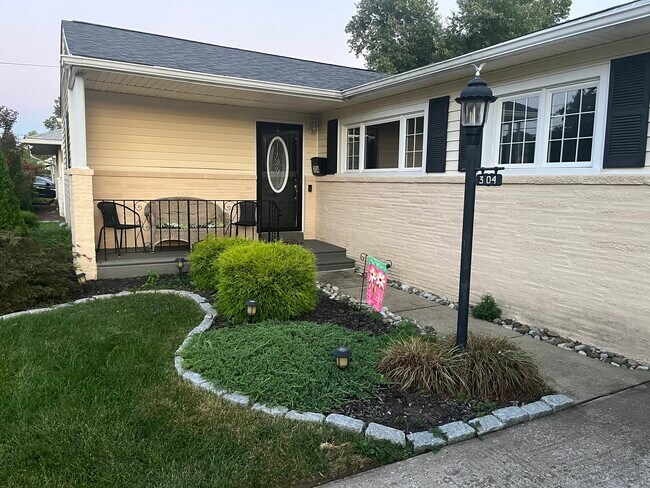 Foto del edificio - 304 Browning Ln