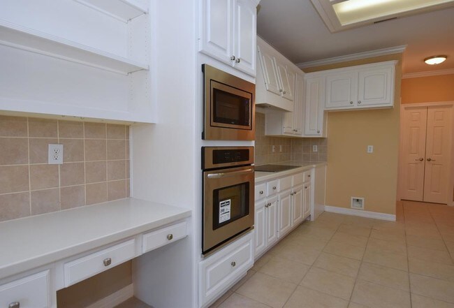 Building Photo - 14926 Codys Run