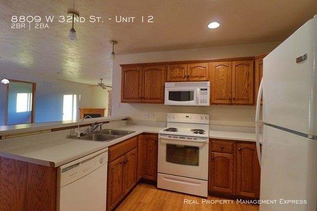 Building Photo - 8809 W 32nd St