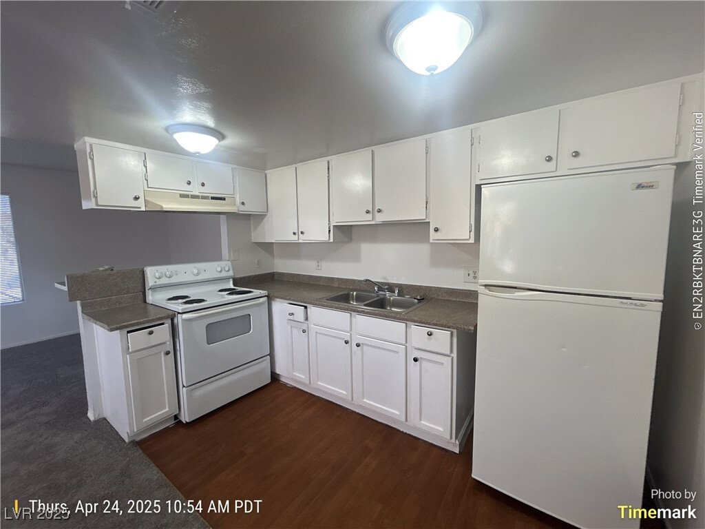 Building Photo - 4220 Solteros St