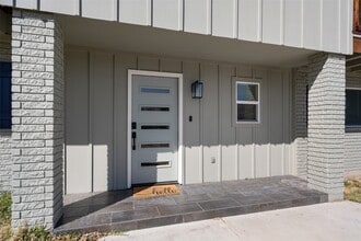 Building Photo - 6104 Reicher Dr