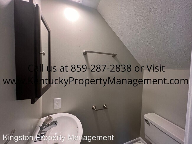 Foto del edificio - 3 br, 1.5 bath House - 226 Clinton Dr.