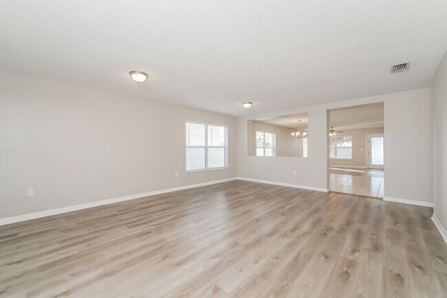 Building Photo - 4550 Ross Lanier Ln