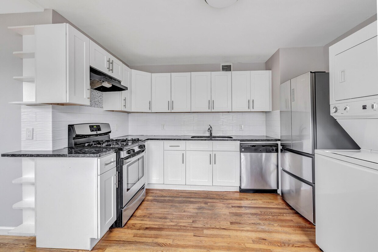Foto principal - 72 Kenilworth St