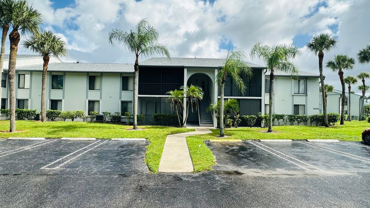 Foto principal - 1006 Green Pine Blvd