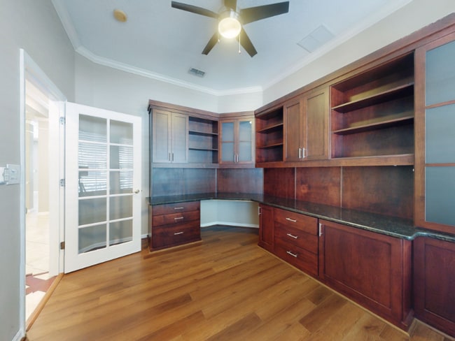 Building Photo - 610 Victoria Hills Dr