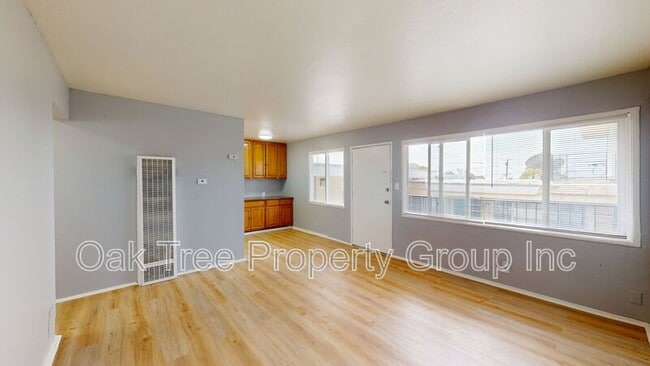 Building Photo - 2711 23rd Ave