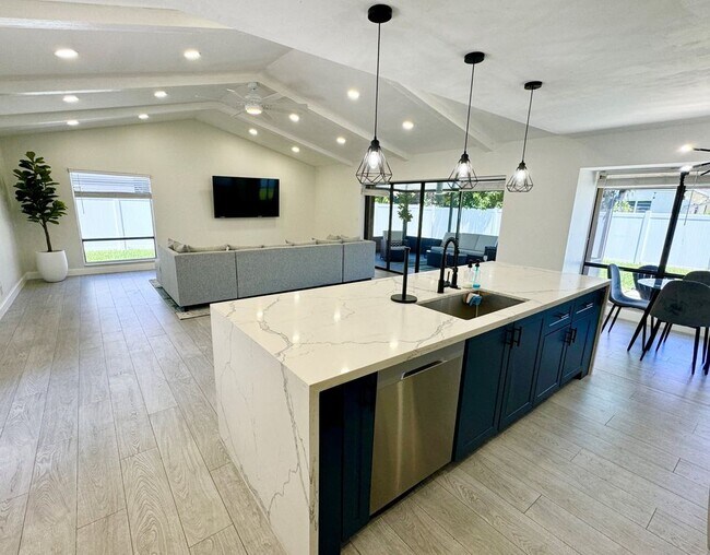 Foto del edificio - 1523 Gallinule Dr