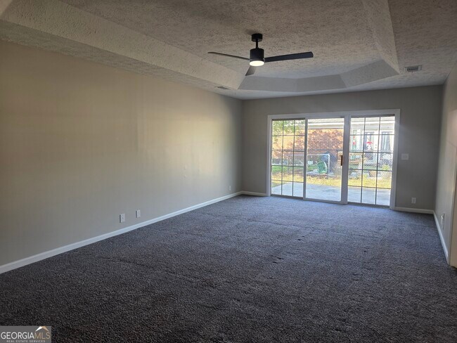 Foto del edificio - 34 Walnut Way