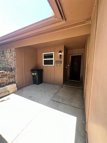 Foto del edificio - 2205 Laurel Oaks Dr