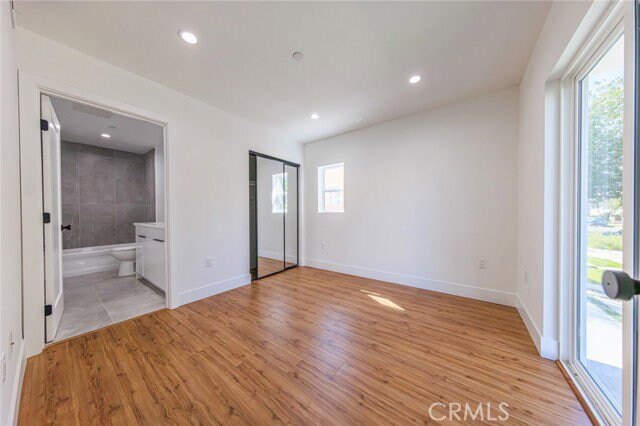 Foto del edificio - 10810 Hesby St