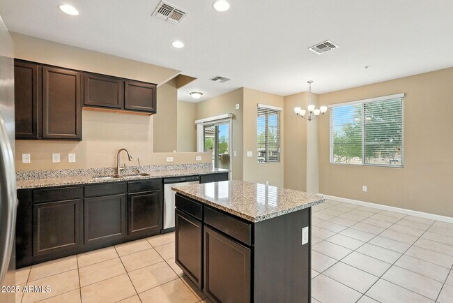 Building Photo - 240 W Juniper Ave
