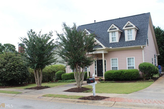 Foto del edificio - 108 Cottage Grove