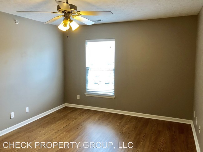 Foto del edificio - 5301 Carolina Crossings Way