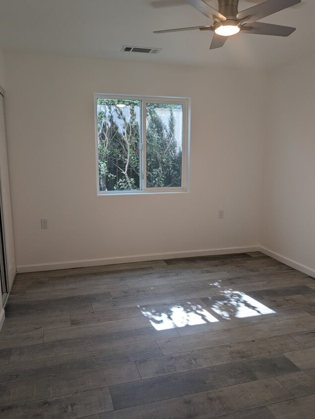Foto del edificio - 627 N Rinaldi St
