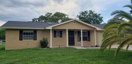 Building Photo - 146 N Alderwood St