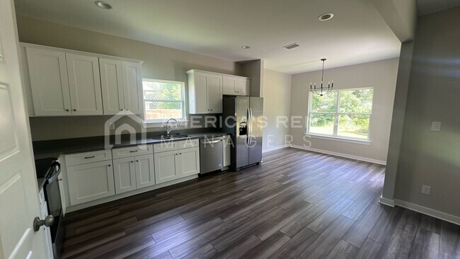 Foto del edificio - 306 Kennesaw Ave
