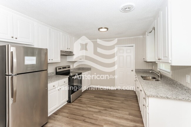 Foto del edificio - 110 Colbert Blvd