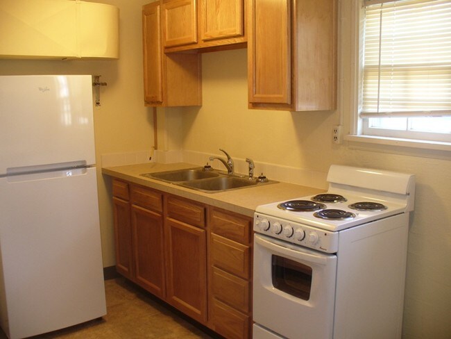 Foto del edificio - 221 W 12th St