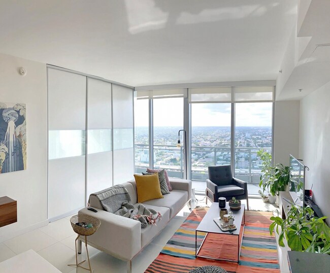 Foto del edificio - 92 SW 3rd St