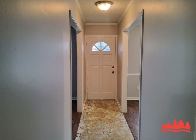 Building Photo - 5737 Scottsdale Ave