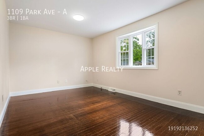 Building Photo - 1109 Park Ave