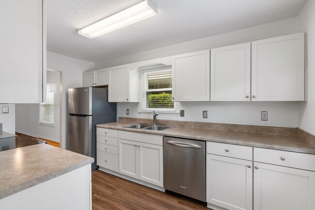 Foto del edificio - 115 Chloe Ln