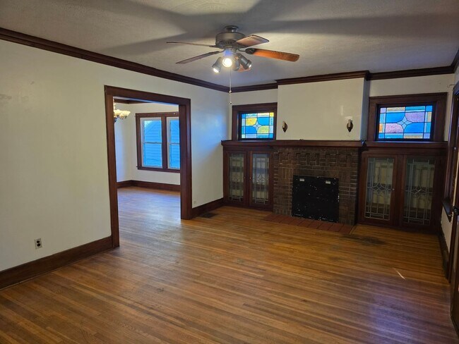 Foto del edificio - 218-220 Congress Ave